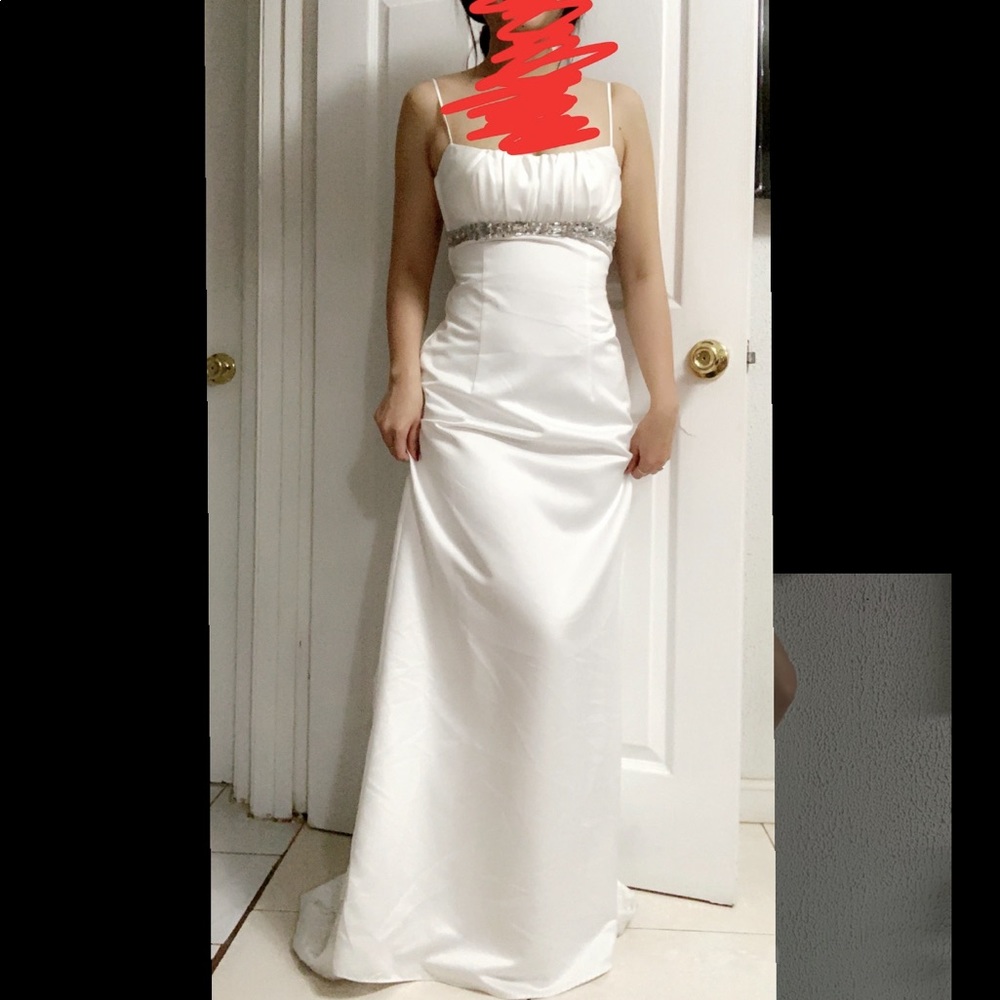 Elegant White Formal Dress for Prom/Wedding/Party